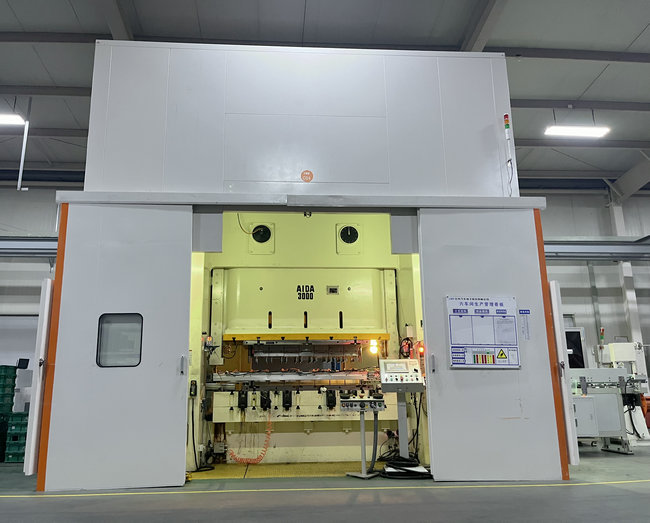 12工位三次元機(jī)械手屏蔽罩自動化沖壓生產(chǎn)線 沖床多工位機(jī)械手沖壓